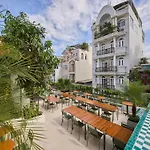 Paradise In A Tub-Saigon Centre-Fully Equipped Elevator-Rooftop Bbq