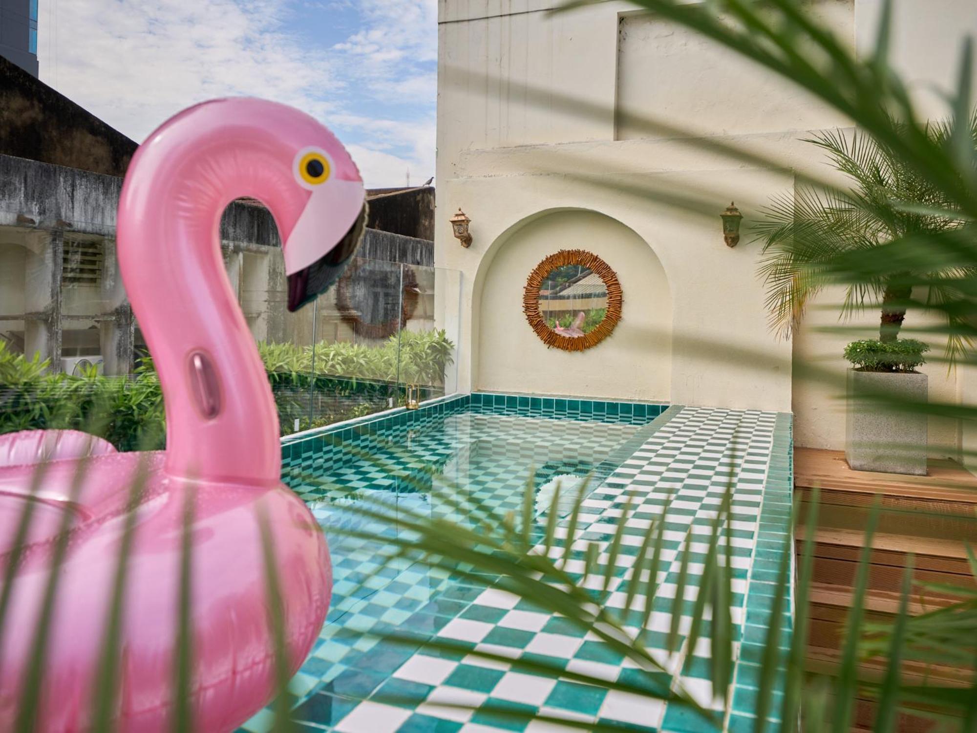 Paradise In A Tub-saigon Centre-fully Equipped Elevator-rooftop Bbq